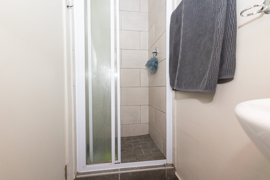 1 Bedroom Property for Sale in Haasendal Western Cape